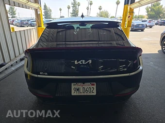 2024 Kia EV6 Light Long Range - miniatura 5