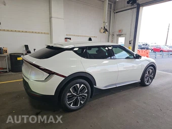 2024 Kia EV6 Light Long Range - miniatura 4