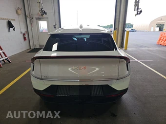 2024 Kia EV6 Light Long Range - miniatura 5