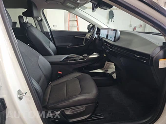 2024 Kia EV6 Light Long Range - miniatura 8