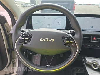 2024 Kia EV6 Light Long Range - miniatura 10