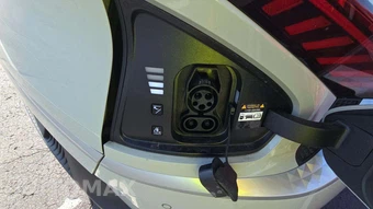 2024 Kia EV6 Light Long Range - miniatura 17