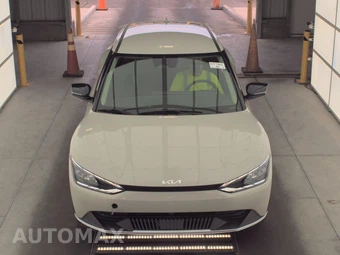 2024 Kia EV6 Light Long Range - miniatura 2