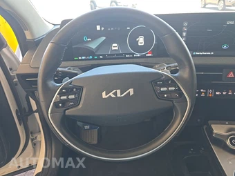 2024 Kia EV6 Light Long Range - miniatura 10