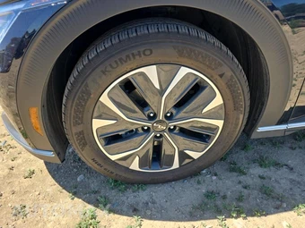 2024 Kia EV6 Light Long Range - miniatura 17