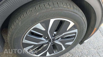 2024 Kia EV6 Light Long Range - miniatura 24