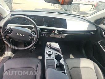2024 Kia EV6 Light Long Range - miniatura 11