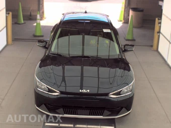 2024 Kia EV6 Light Long Range - miniatura 2