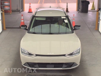 2024 Kia EV6 Light Long Range - miniatura 2