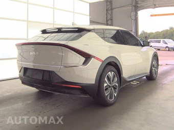 2024 Kia EV6 Light Long Range - miniatura 4