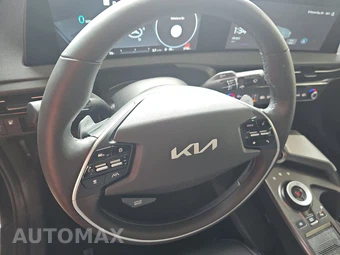 2024 Kia EV6 Light Long Range - miniatura 10
