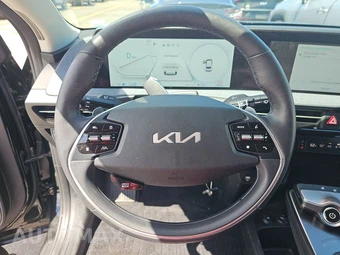 2024 Kia EV6 Light Long Range - miniatura 10
