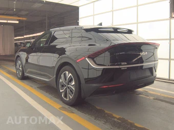 2024 Kia EV6 Light Long Range - miniatura 6