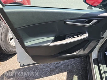 2024 Kia EV6 Light Long Range - miniatura 9