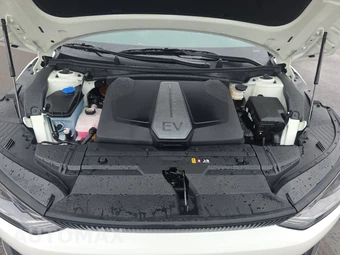 2024 Kia EV6 Light Long Range - miniatura 15