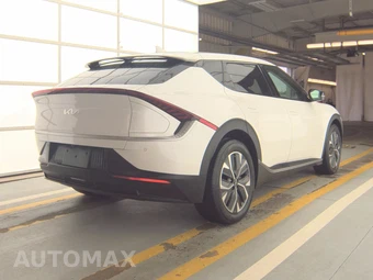 2024 Kia EV6 Light Long Range - miniatura 4