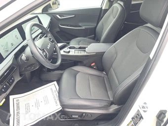 2024 Kia EV6 Light Long Range - miniatura 7