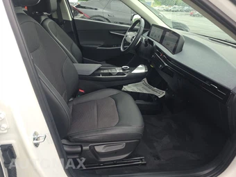 2024 Kia EV6 Light Long Range - miniatura 8