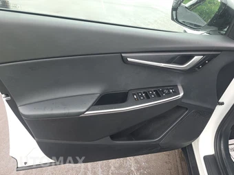 2024 Kia EV6 Light Long Range - miniatura 9