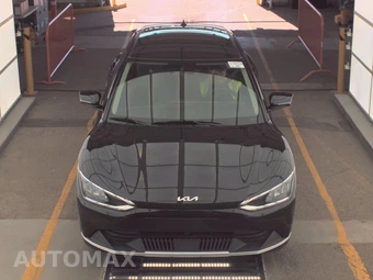 2024 Kia EV6 Light Long Range - miniatura 2