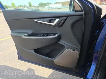 2024 Kia EV6 Wind - miniatura 9