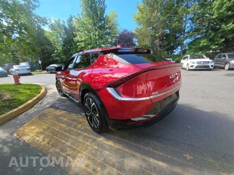 2024 Kia EV6 Wind - miniatura 2