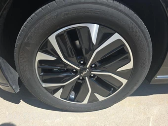 2024 Kia EV6 Wind – miniatura 17