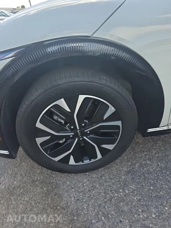 2024 Kia EV6 Wind – miniatura 17