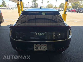 2024 Kia EV6 Wind - miniatura 5