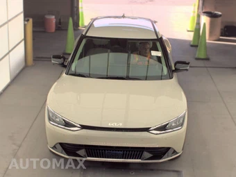 2024 Kia EV6 Wind - miniatura 2