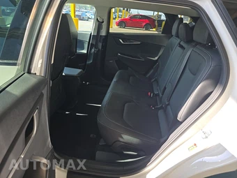 2024 Kia EV6 Wind - miniatura 13