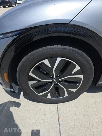 2024 Kia EV6 Wind – miniatura 17