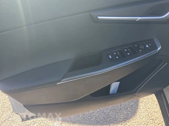 2024 Kia EV6 Wind - miniatura 9