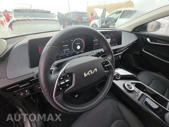 2024 Kia EV6 Wind - miniatura 10