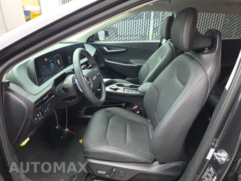 2024 Kia EV6 Wind - miniatura 7