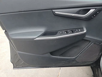 2024 Kia EV6 Wind - miniatura 9