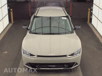 2024 Kia EV6 Wind - miniatura 2