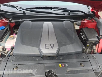 2024 Kia EV6 Wind - miniatura 15