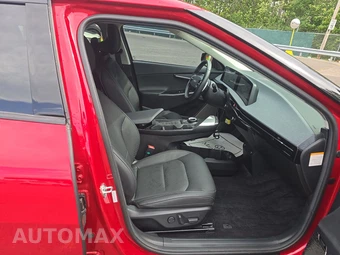 2024 Kia EV6 Wind - miniatura 8