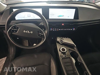 2024 Kia EV6 Wind - miniatura 11