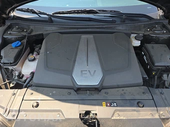 2024 Kia EV6 Wind - miniatura 15