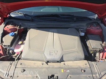 2024 Kia EV6 Wind - miniatura 15