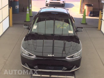 2024 Kia EV6 Wind - miniatura 2