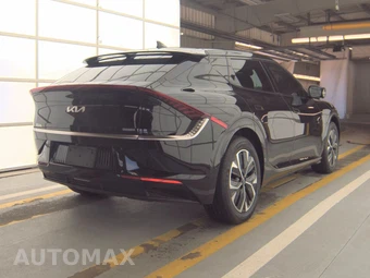 2024 Kia EV6 Wind - miniatura 4