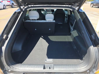 2024 Kia EV6 Wind - miniatura 16