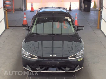 2024 Kia EV6 Wind - miniatura 2