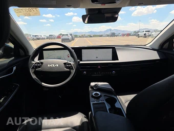 2024 Kia EV6 Wind - miniatura 11