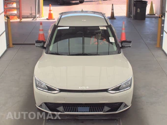 2024 Kia EV6 Wind - miniatura 2