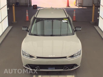 2024 Kia EV6 Wind - miniatura 2