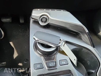 2024 Kia EV6 Wind - miniatura 25
